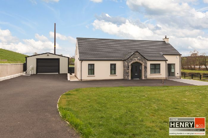 49 TULLAGHMORE ROAD, DUNGANNON